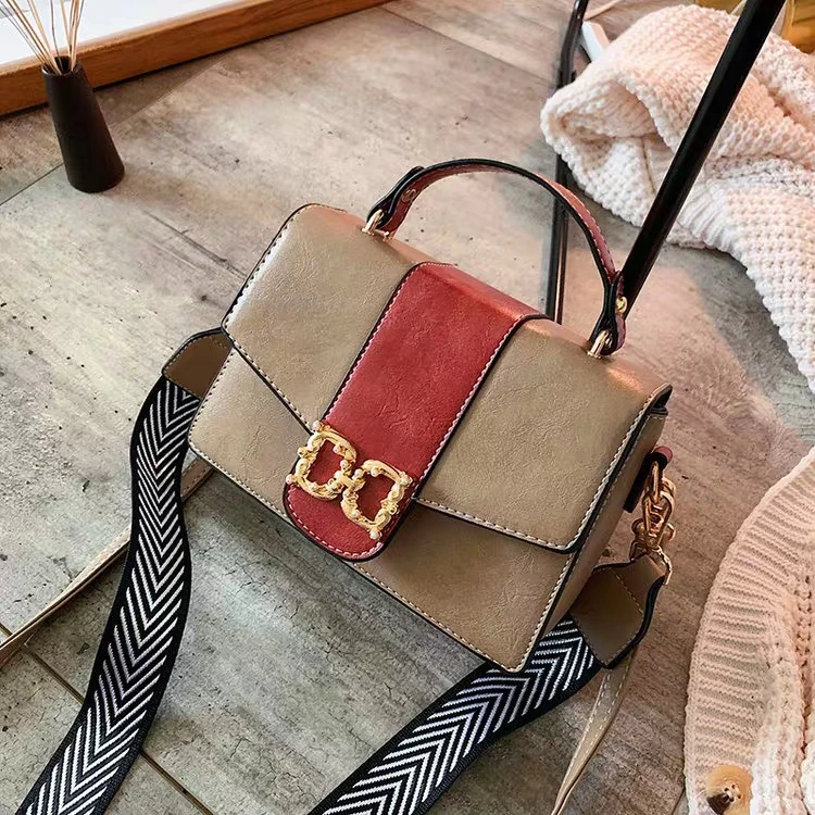 

Brand Designer New Fashion Women's Shoulder Tote Bag High Quality PU Leather Handbag Pop Design Letter Decoration Crossbody Bag