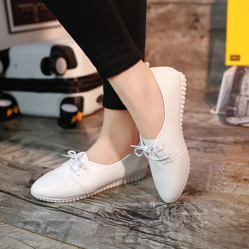 

Korean women's shoes 2019 spring and summer flat peas shoes with small white shoes students shallow mouth casual shoes