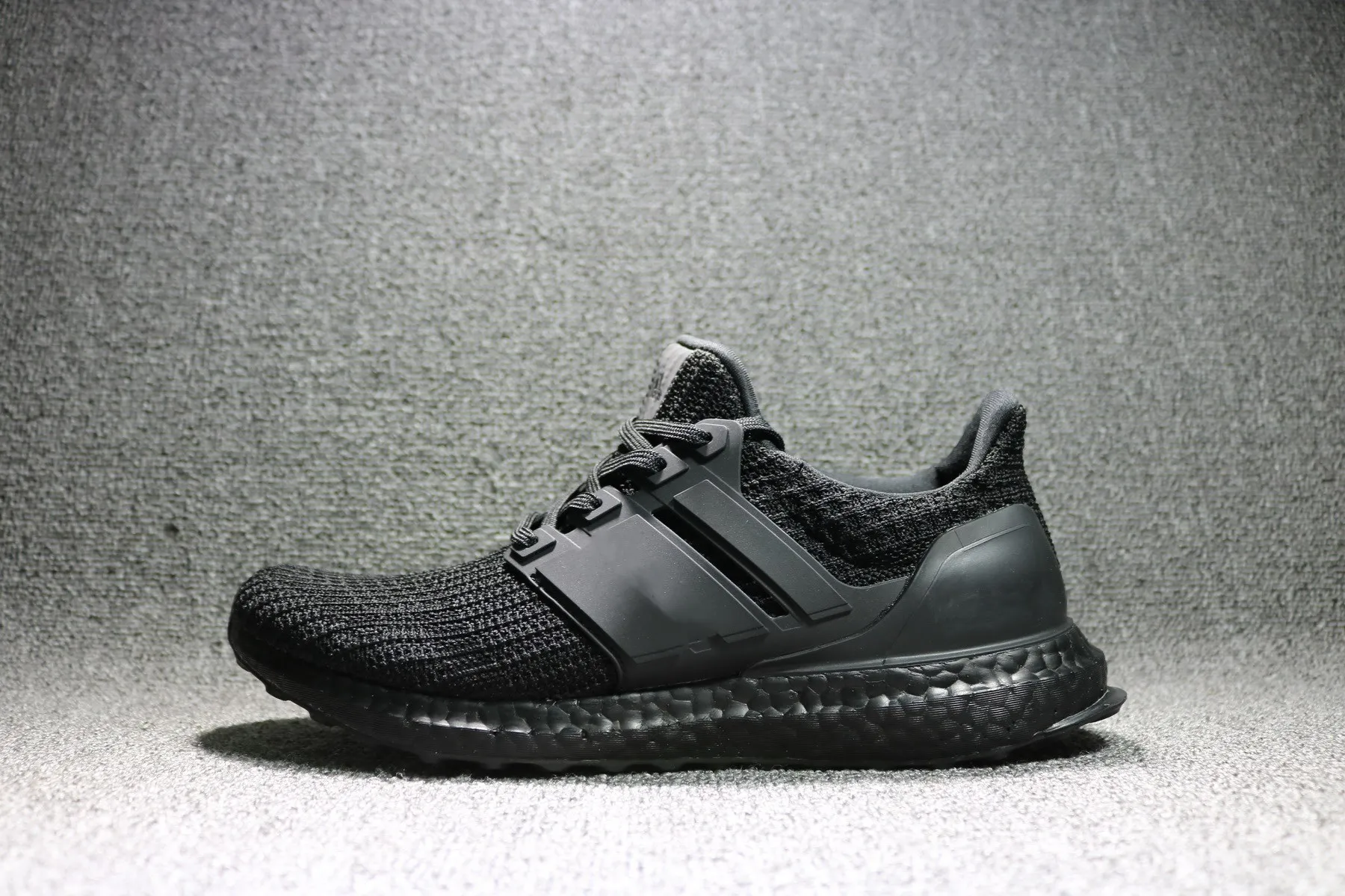 

Cheap Sports Shoes Men Women High Quality White Black Athletic Casual Luxury Sneakers size 35-45