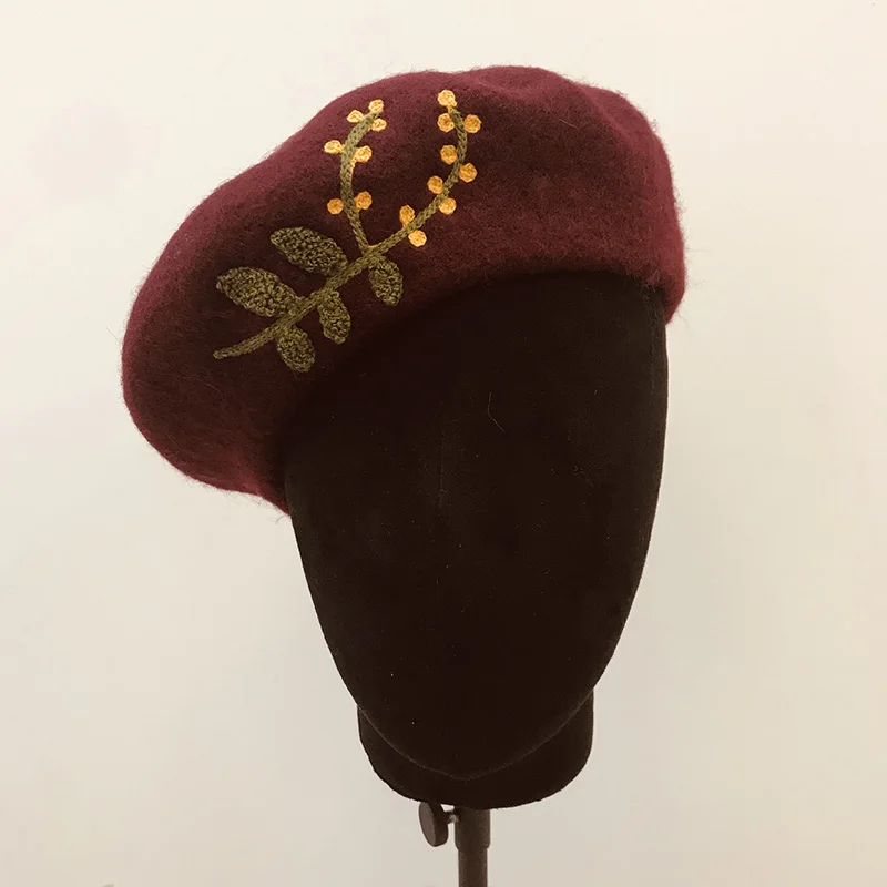 Новая классическая вязаная теплая мягкая зимняя береты вышитые листья цветок женские шапки шерстяная Круглая Шапочка шляпа Женская французская шляпа 9 цветов