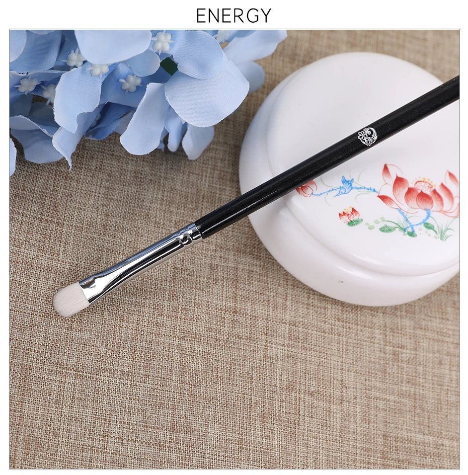 白底详情模板_02