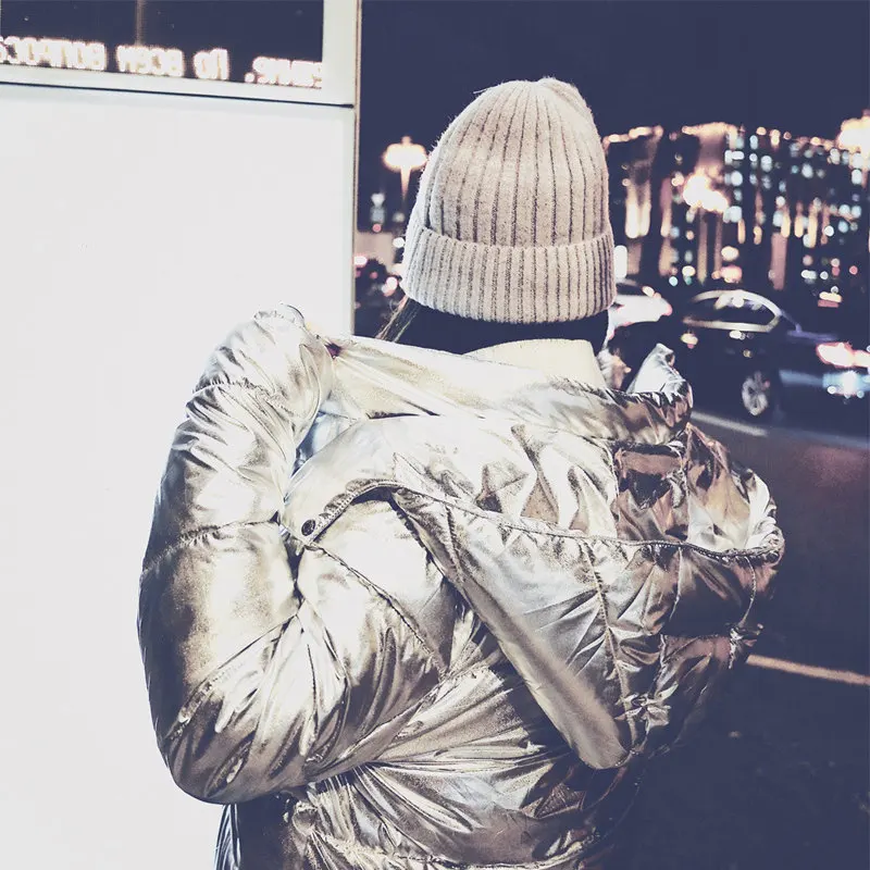 Зимняя модная Блестящая серебряная/Золотая пуховая куртка для женщин, теплые парки с капюшоном, женская зимняя куртка, Короткие хлопковые парки Femme