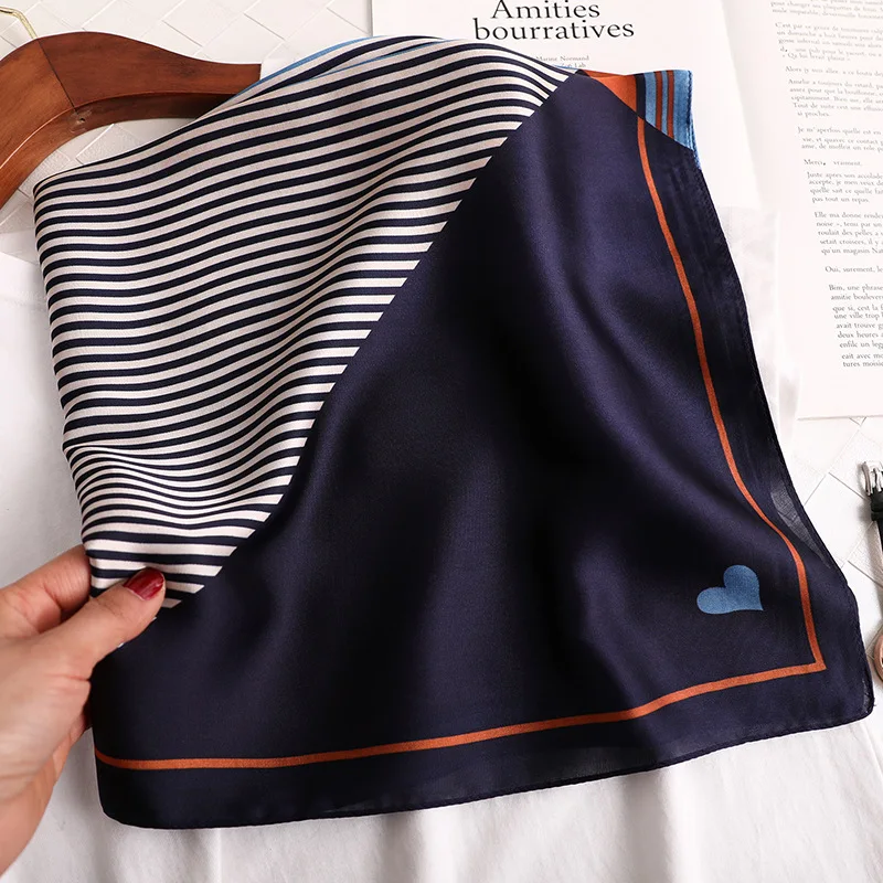 10364300506_2070773686