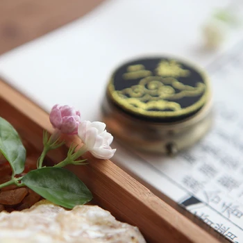 

【Er Su Jiu Ju】Antique balsam Jasmine fragrance perfume Chinese Antique fragrance with Chinese style Ancient handicrafts