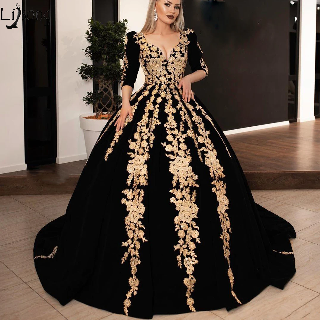 

Elegant 2020 Dubai Arabic Prom Dresses Gold Lace Appliqued Celebrity V Neck Half Sleeve Evening Gowns Formal Pageant Dress