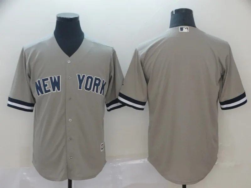 Нью-Йорк Все сшитые мужчины Mariano Rivera 42 Giancarlo Стэнтон 27 Didi Gregorius 18 Gary Sanchez 24 Luis Severino 40 Джерси - Цвет: AS photo