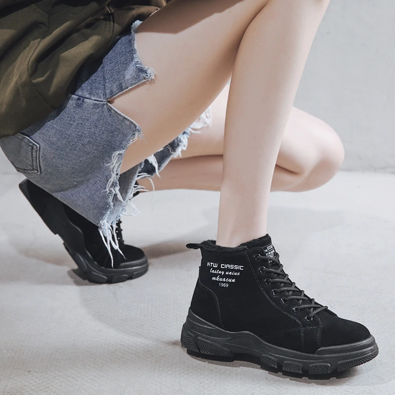 

Autumn and winter Martin boots female 2019 winter shoes new British wind Korean version of the wild plus velvet warm cotton shoe