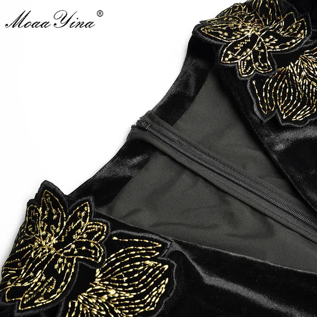 MoaaYina Spring Summer Designer Jumpsuits Women's V-neck Long sleeve Gold Line Embroidery Velvet Jumpsuits 4