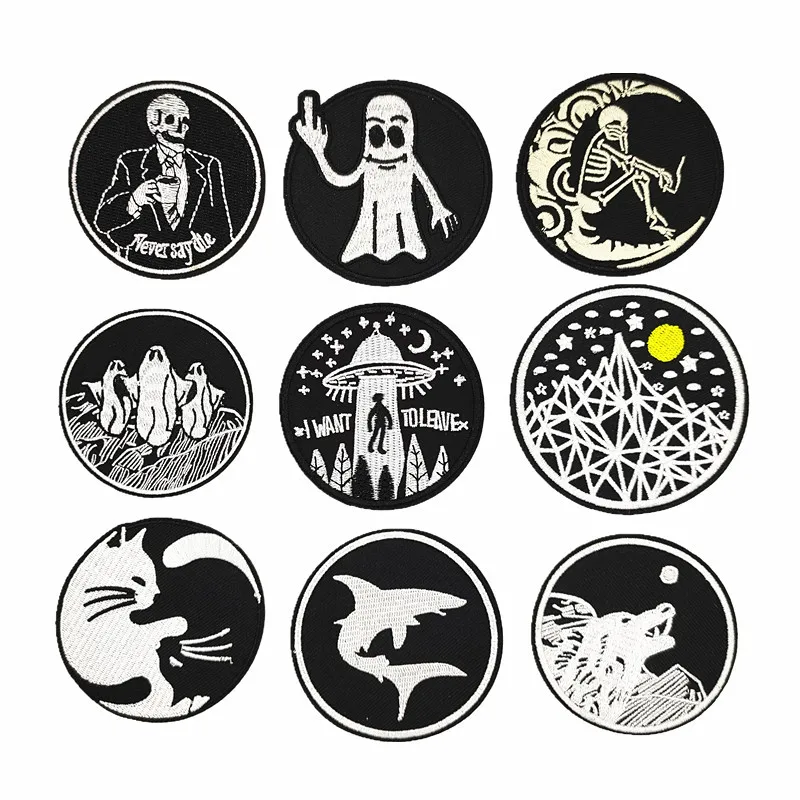 

Punk Skull Animal Patches Iron on Patches for Clothing Stripes Round Badges Embroidered Patches Sticker on Clothes DIY Appliques