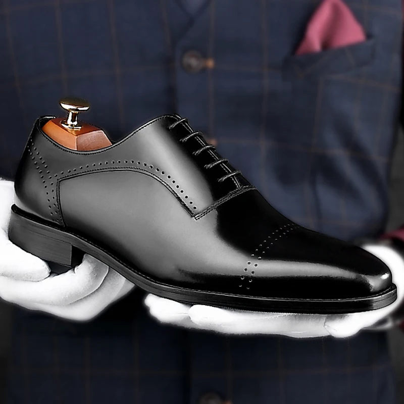 Летние мужские свадебные туфли-оксфорды ручной работы из натуральной кожи с квадратным носком и шнуровкой; мужская деловая обувь с перфорацией типа «броги» для костюма; HKN103 - Цвет: Man Black Shoes