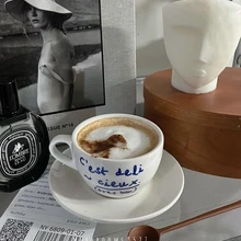 Koreanischen stil nische kaffee shop einfache blau brief keramik becher und untertasse set Französisch retro romantische kaffee tasse milch tasse