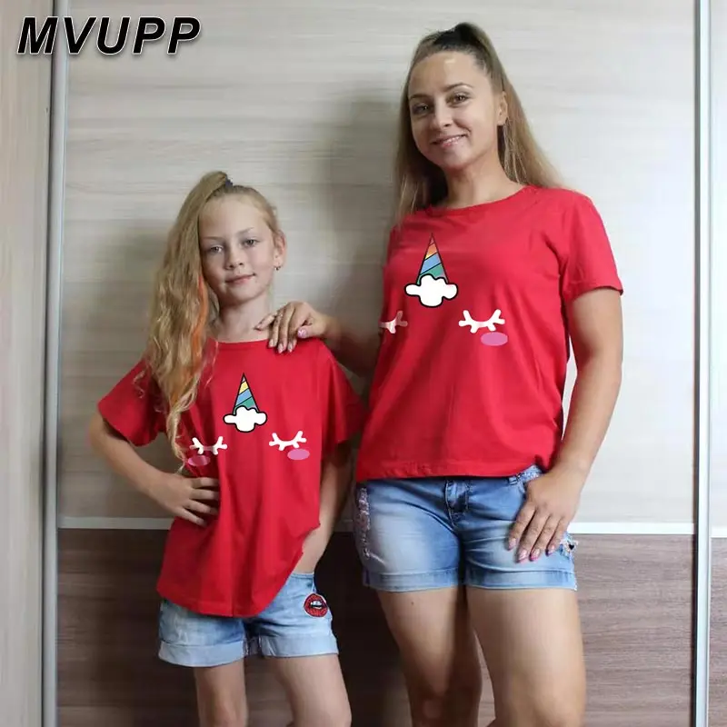 Семейные забавные мама для маленьких девочек Пот Стиль летний образ для всей семьи футболка дочь мамы комплекты одежды с футболкой для маленьких девочек, модная одежда Одинаковая одежда для семьи