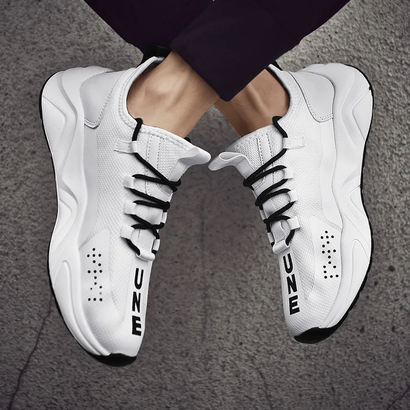 

2019 New Fashion Couple Running Shoes Men Women Lightweight Lace Up Shock Absorption Man's Sneakers Sport Trainers Men