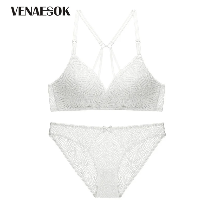 New Black Bra and Panties Set Sexy Deep V Women Lingerie Set Thin Brassiere Wire Free Embroider Bra Lace Underwear Set White