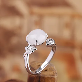 

MetJakt S925 Sterling Silver Fashion Exquisite Lady Hetian White Jade Open Ring