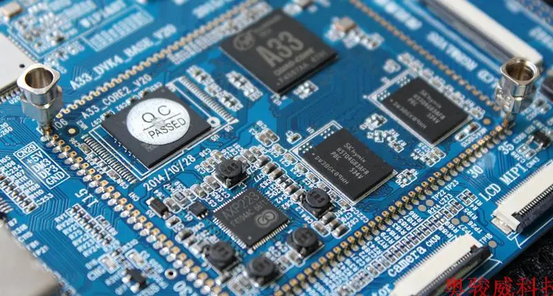  Open Source Quanzhi A33 Core Board 2 / Stamp Hole 134PIN / Quad Core A7 / Low Version / Frequency 1