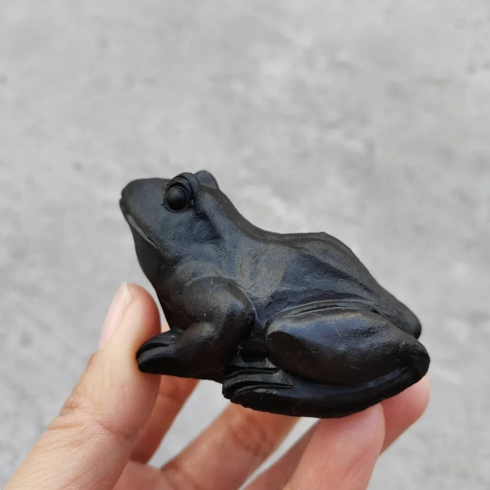 Clear Sri Lanka Moonstone Hand Carved Frog,Gemstone.Animal Figurine