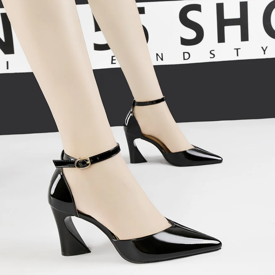 

Shoes Woman Patent leather strange high Heels Pumps pointed toe buckle Slides summer Sandals Zapatos Mujer red black apricot