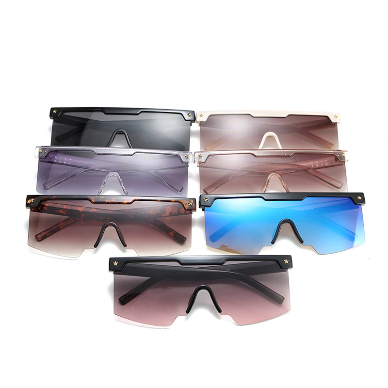 New Fashion Luxury Brand Designer Square Oversized Sunglasses Women Men Vintage Flat Top Gradient Rivet Star Sun Glasses UV400