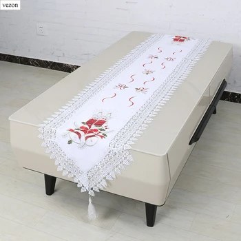 

vezon New Christmas Embroidery Xmas Lace Table Runner Satin Tablecloth Cutwork Beige Table Flag Towel Cloth Covers with Laces