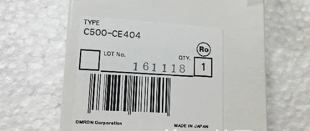 

C500-CE404 Authentic original CJ1W series Connector