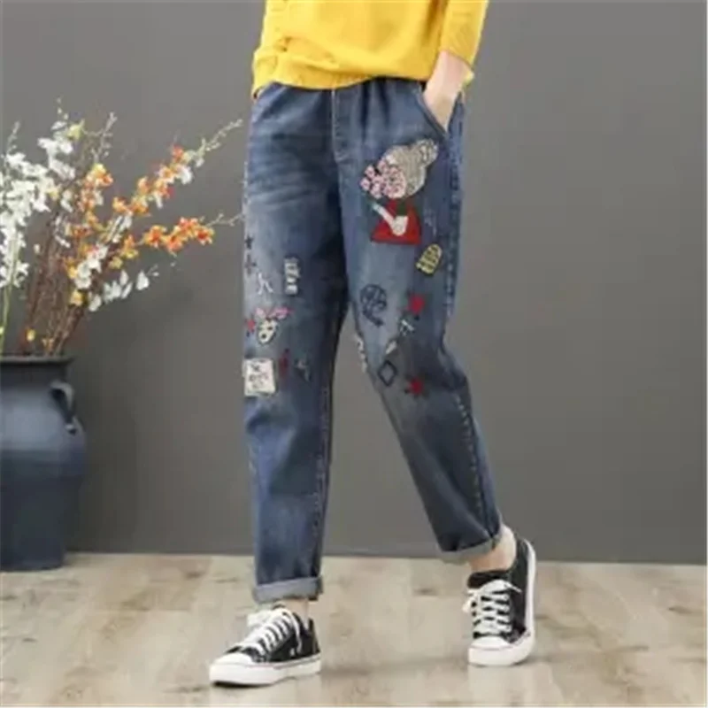 Elastic Waist Jeans Spring Summer Korean Retro Jeans Female Cartoon Girl Patch Pocket Embroidery Distressed Harem Pants Women