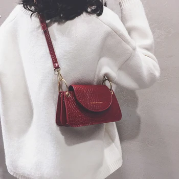 

French small crowd simple sense bag female new fashion high - class sense croc grain all take one shoulder cross body small