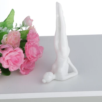 

Modern Simple Creative Desktop Yoga Girl Decoration Ceramic Craft Home Ornament