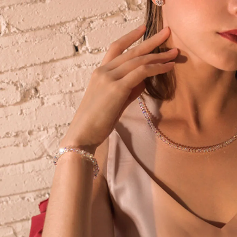 New Artificial Austria Crystal Bracelet Fashion Shiny Stone Beads Elasticity Rope Strand Bracelets for Women Jewelry