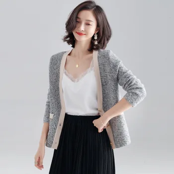 

Europe station autumn winter 2019 new air V-neck Heather Short Knitwear women's small fragrant sweater coat women