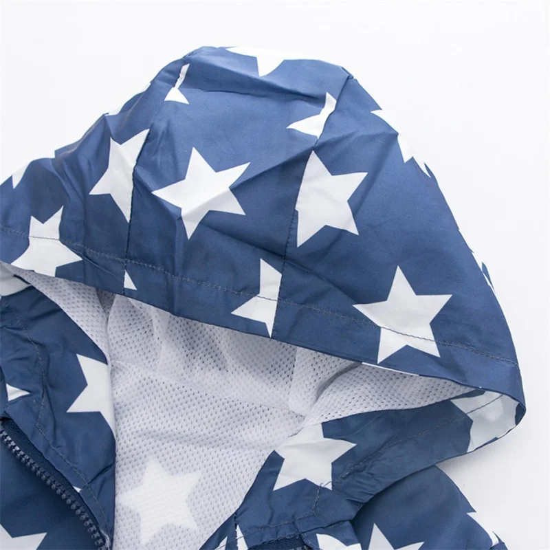 Модная Осенняя детская одежда для мальчиков; куртки; детская ветровка на молнии с капюшоном; пальто с принтом для малышей; водонепроницаемые толстовки для девочек