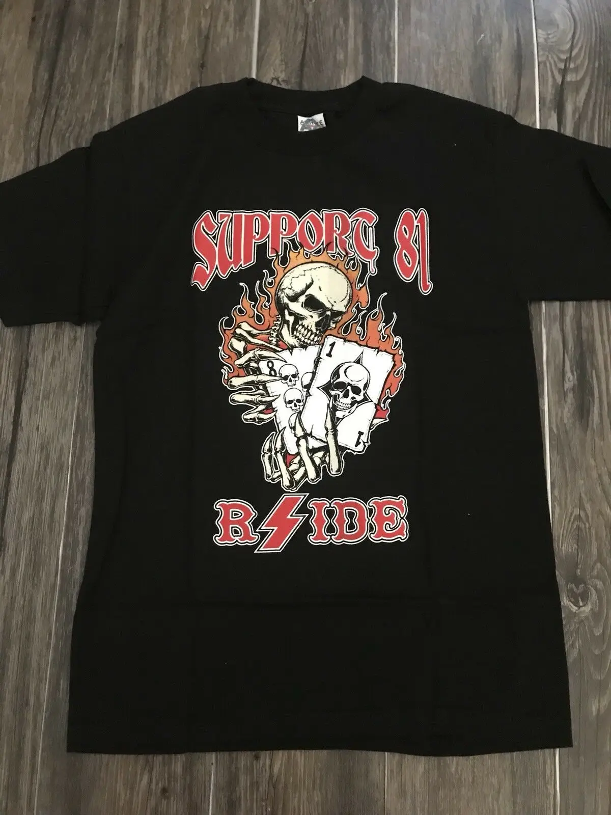 

(**ONLY $10**) Hells/ Hell’s Angels Rside Support Skull And Cards T-SHIRT