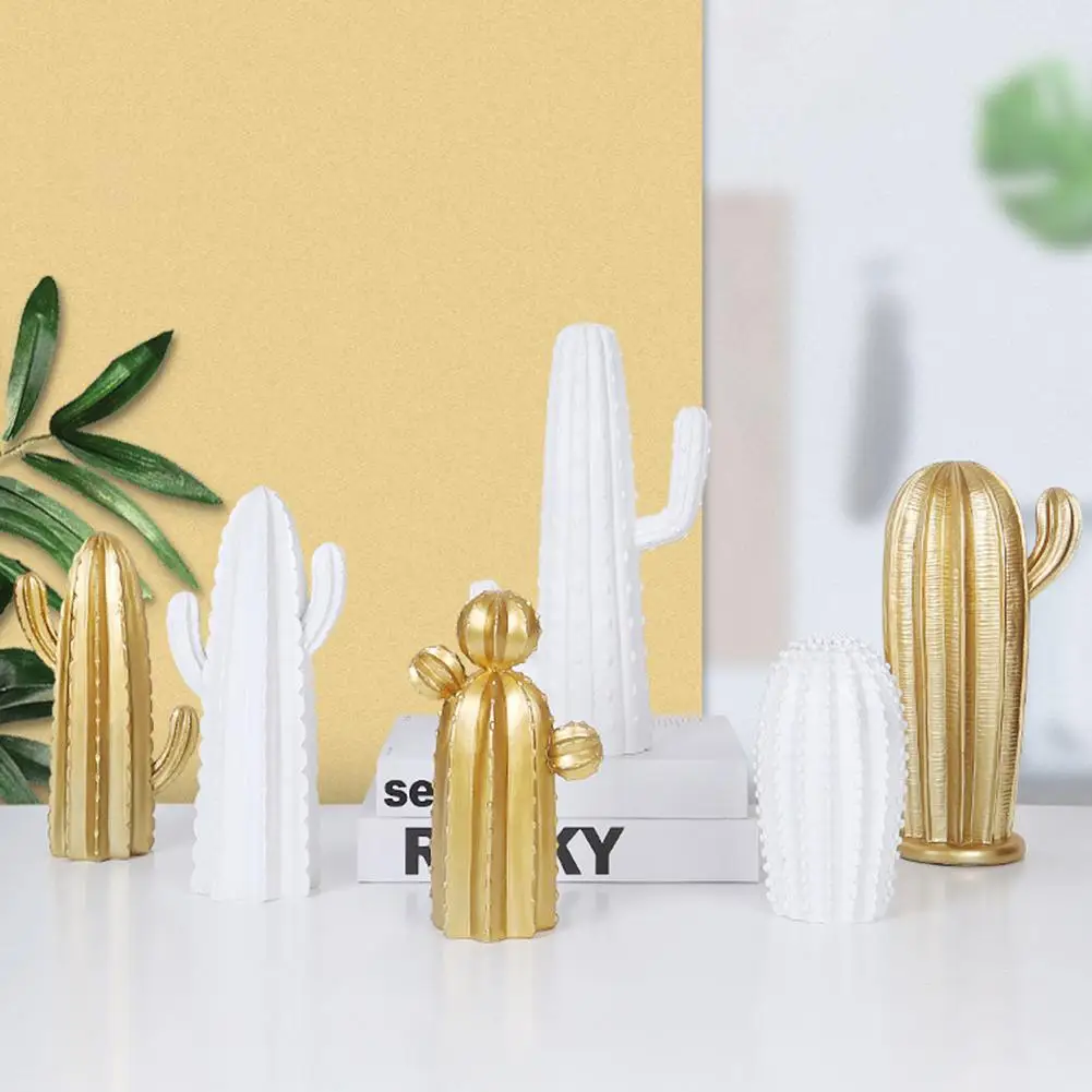 Resin Cactus Ornament Exquisite Model Home Office Table Living Room Decoration High grade material with excellent workmanship | Дом и сад