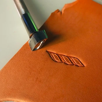 

Advanced steel Geometric border Rope pattern Hand-work unique design leather working tools carving punches stamp craft tools