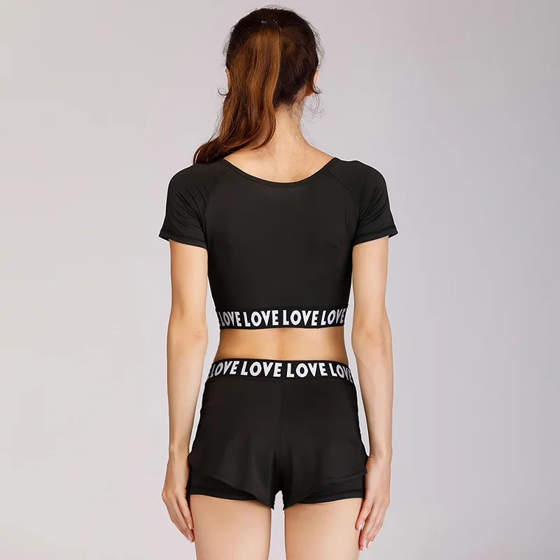 Women's Yoga Set Fashion Breathable Short Fitness 2 Piece Sportswear Fitness Wear Summer Outdoor Running Yoga Set Black Letters