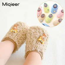 2021 inverno do bebê recém nascido meninos meninas sapatos crianças meias de chão sola macia anti skid chinelos para casa quente pelúcia primeiros caminhantes