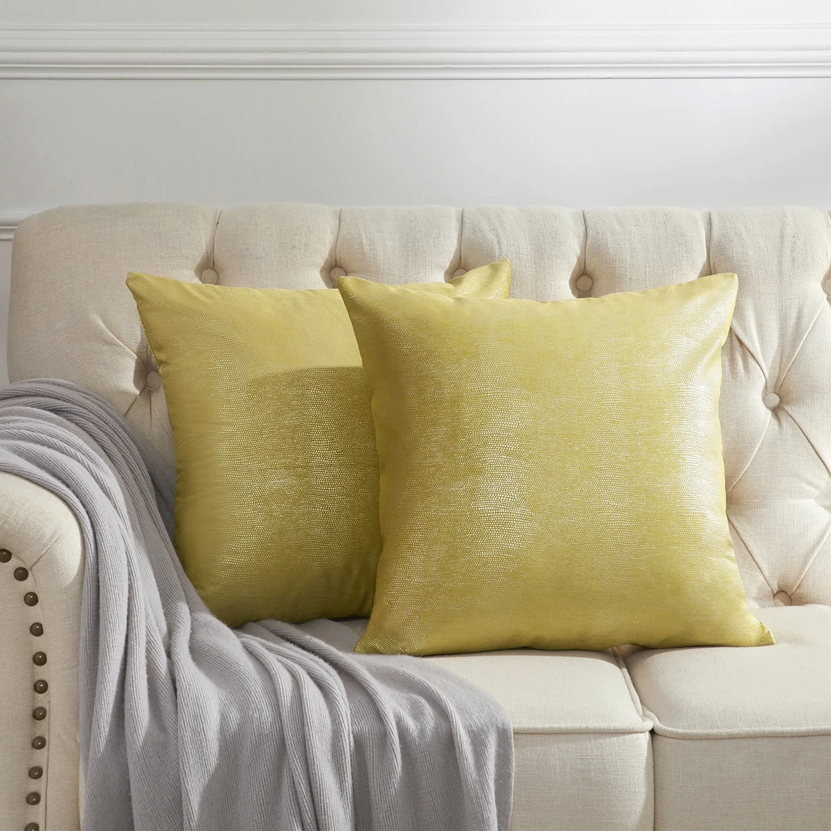 Yellow Modern Velvet Decorative Cushion Covers Couch Throw Pillows