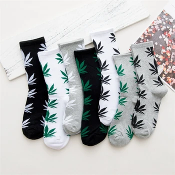 

Fashion comfortable high quality cotton socks leaf maple leaves casual long paragraph hemp weed boat socks spring and autumn