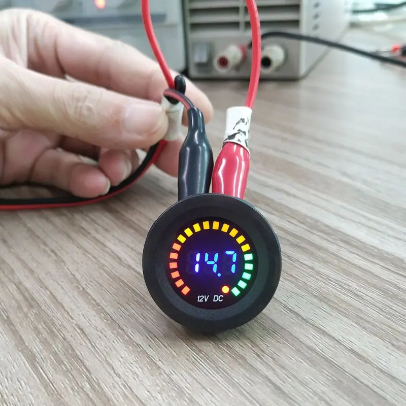 

DC 12V Car Motorcycle Digital Voltmeter Voltage Gauge Meter LED Panel Display 35ED