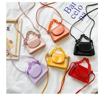 

2020 Little Girls Messenger Bag Lightweight Small Crossbody Purse Fashion Leather Handbag with Adjustable Straps primary chain
