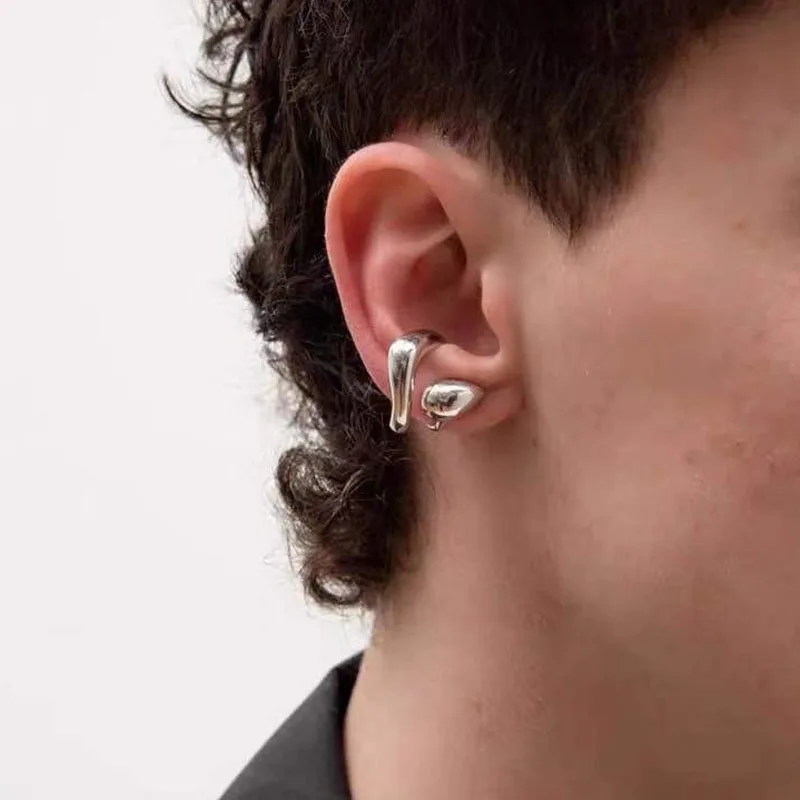 Кафф мужской. Клипсы для ушей. Моносерьга кафф. Серьги каффы длинные. Серьги каффы мужские на хрящ.