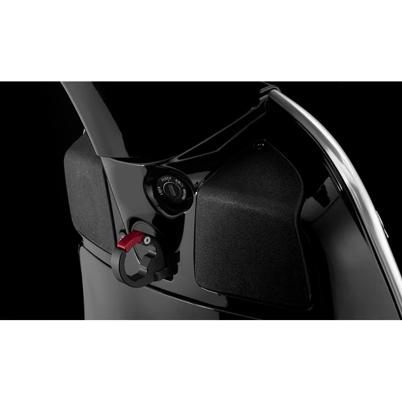 convenience-hook-bikers-vespa