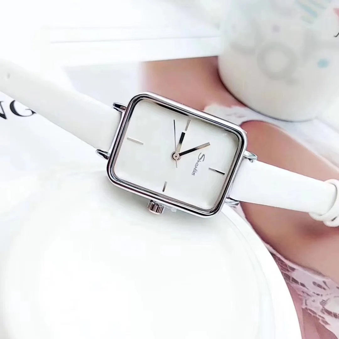 

Xuan li When 16-Fashion Red Ribbon Flour Rose Gold Shell Ladies' Watch