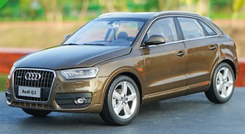 Оригинальная фабрика 1:18 Q3 модель автомобиля SUV черные классические модели игрушек на день рождения/рождественские подарки, коллекция