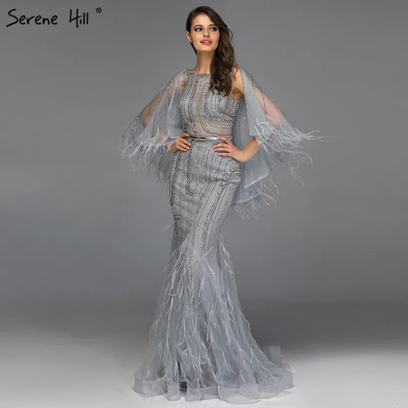 Grey O-Neck Feathers Crystal Prom Dresses Dubai Design Sleeveless Luxury Sexy Prom Gowns Serene Hill BLA70153