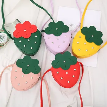 

Korean fashion children's bag cute strawberry chain messenger bag PU leather Zero purse fashion single room bag convenient