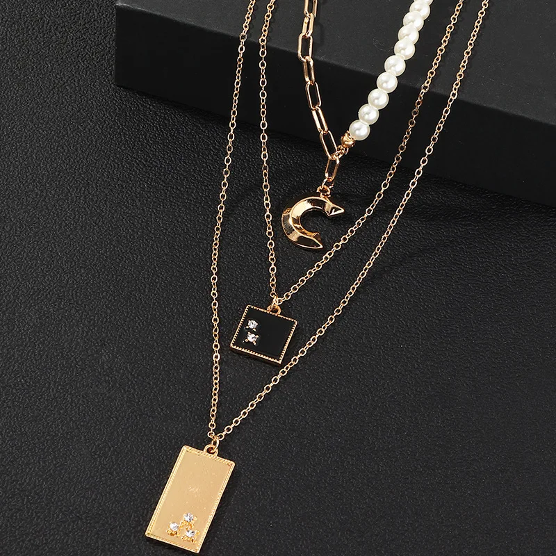 Simple Square Crescent Gold Chain Pendant Necklace Fashion Necklaces for Women 2020 Statement Jewelry Pearl Layered Necklace