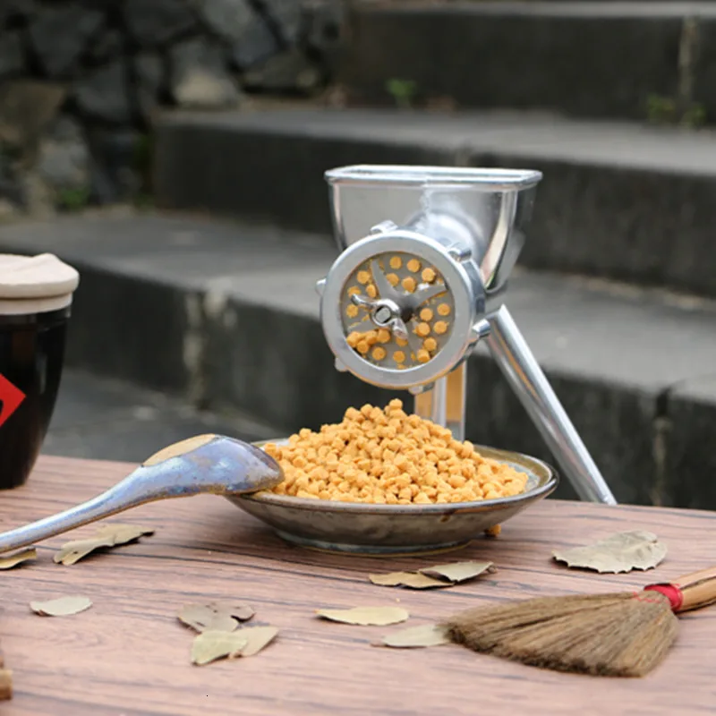 

Мульти Стандартный смешанные ПЭТ руководство машины для переработки зерна Размер розетки 3,5/3/2.5/2/1.5 мм птица кошка собака хомяк Еда делая машину