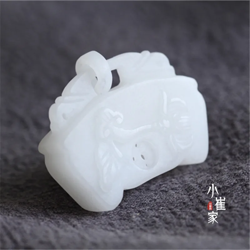 

Tsui House Natural Hetian Jade Fu Lock Pendant Pendant Safeness Good Luck Men And Women Children Carved Gift Certificate