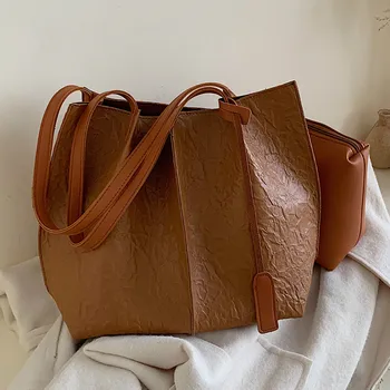 

Fashion Retro Large Capacity luxury Tote Bags Women Pendant designer Shopping Bag Ladies Leisure Daily Solid Shoulder Bag